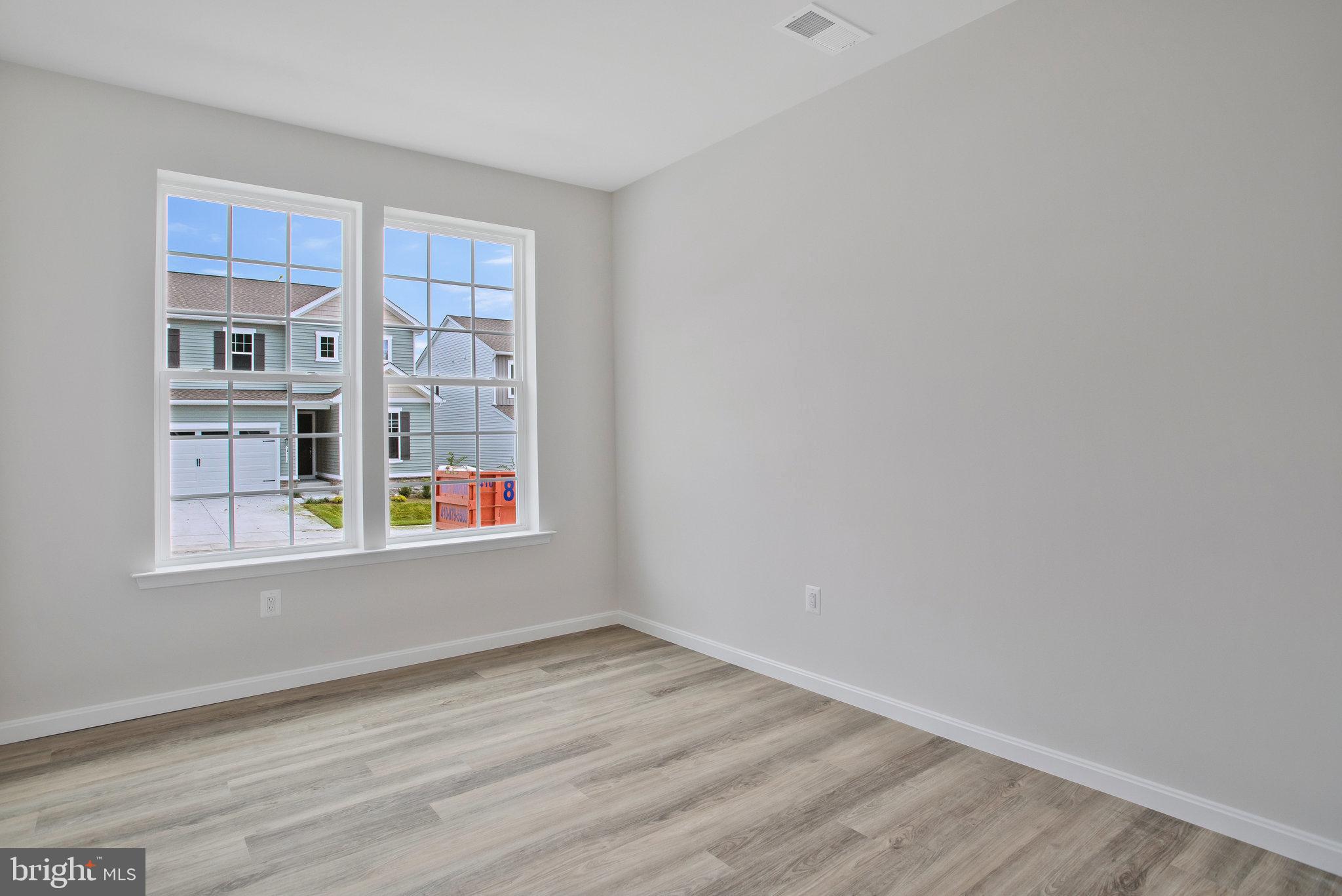 LOVING ESTATES - Residential