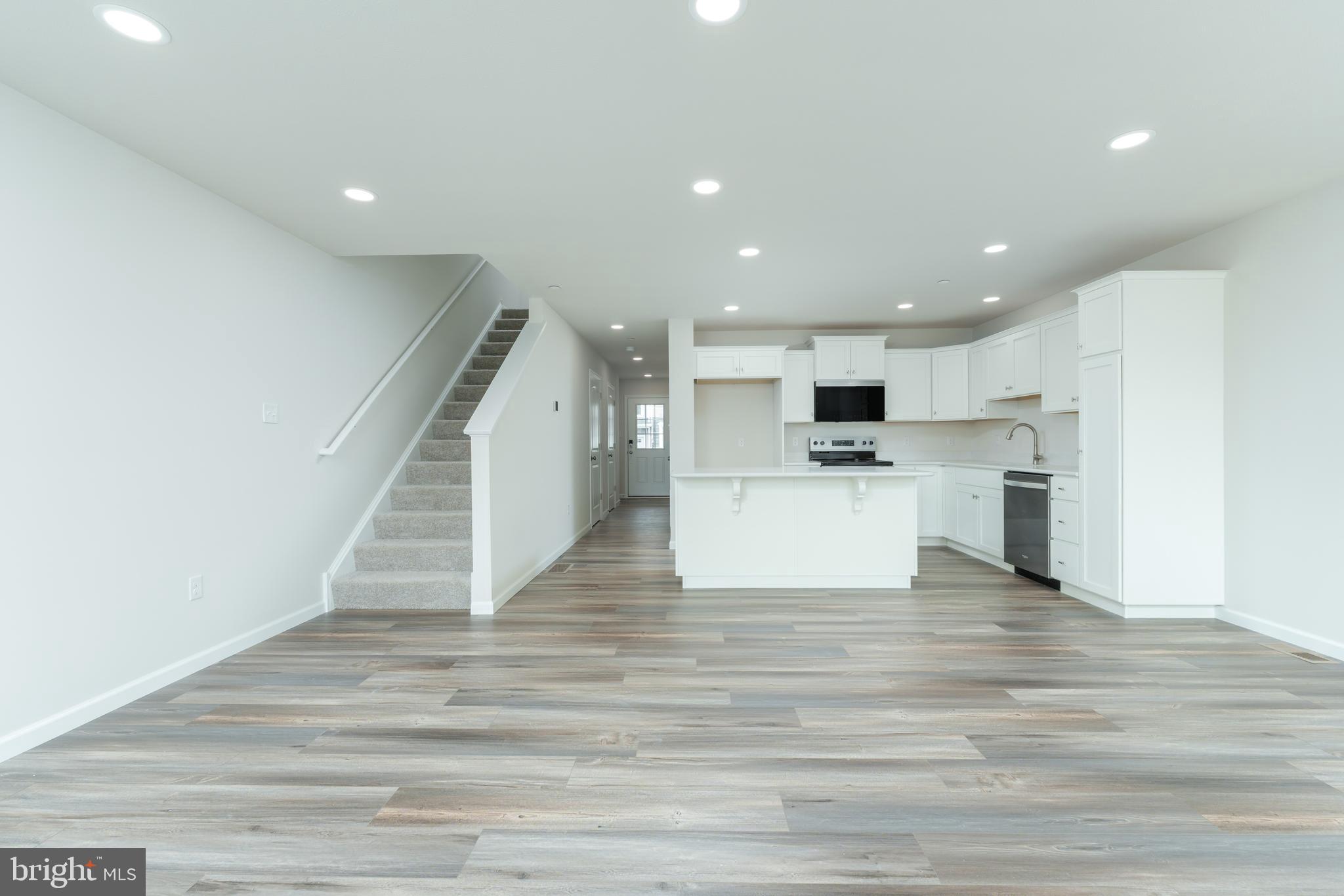STEEPLECHASE - Residential