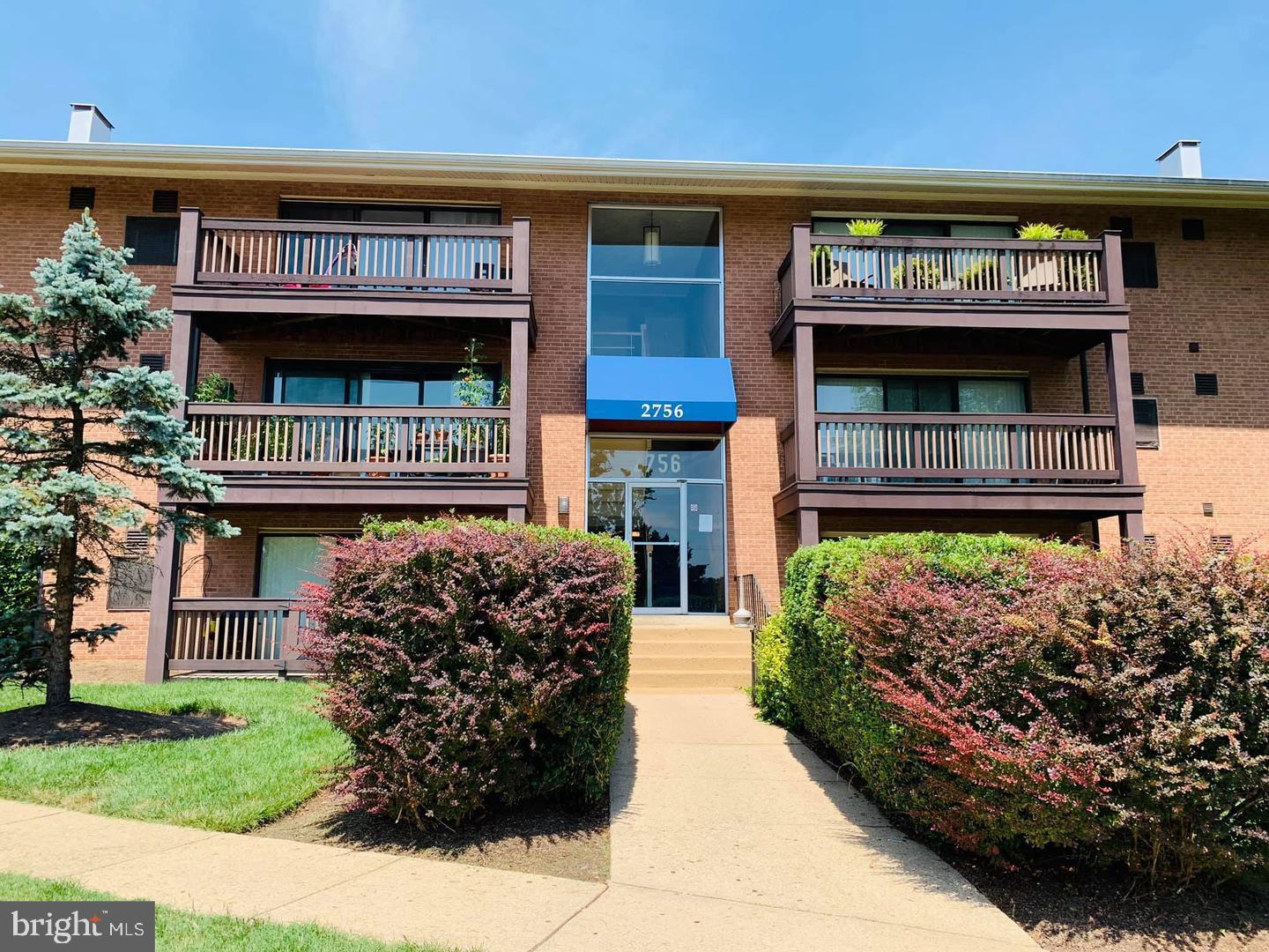 FALLS CHURCH GARDENS - Residential Lease