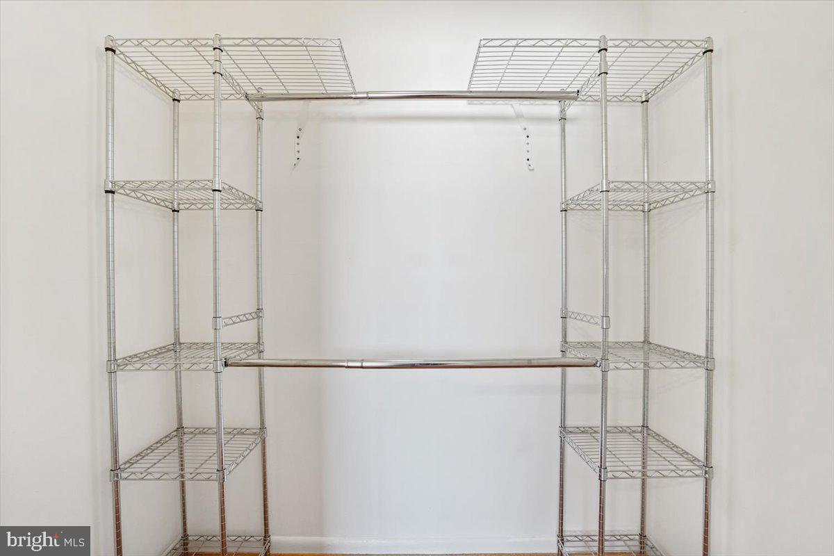 FALLS CHURCH GARDENS - Residential Lease