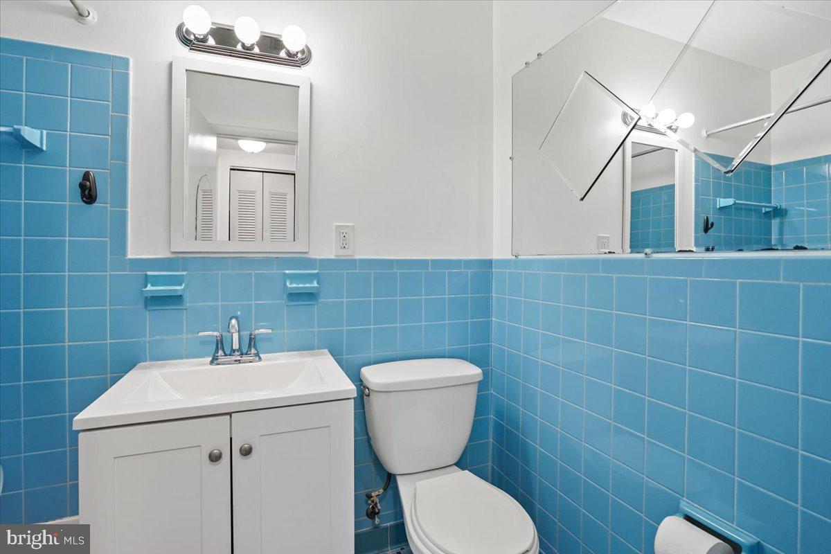 FALLS CHURCH GARDENS - Residential Lease