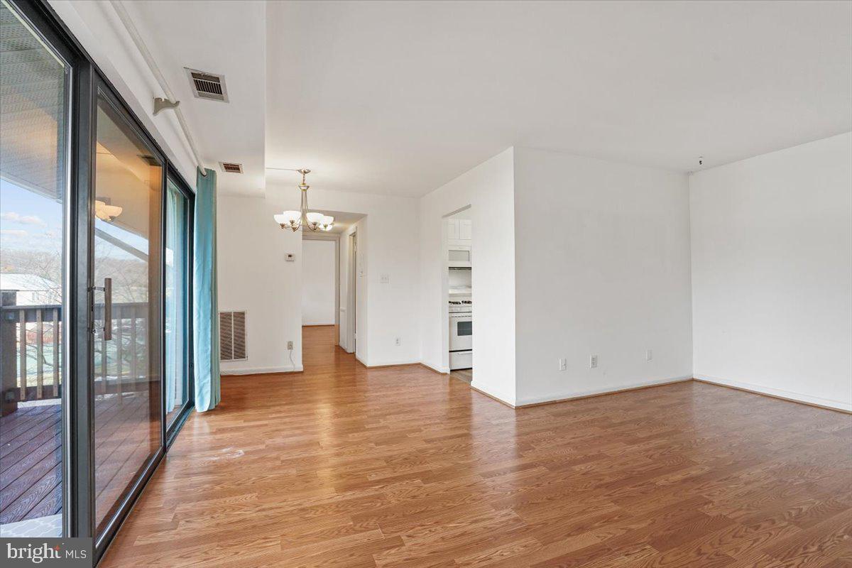 FALLS CHURCH GARDENS - Residential Lease