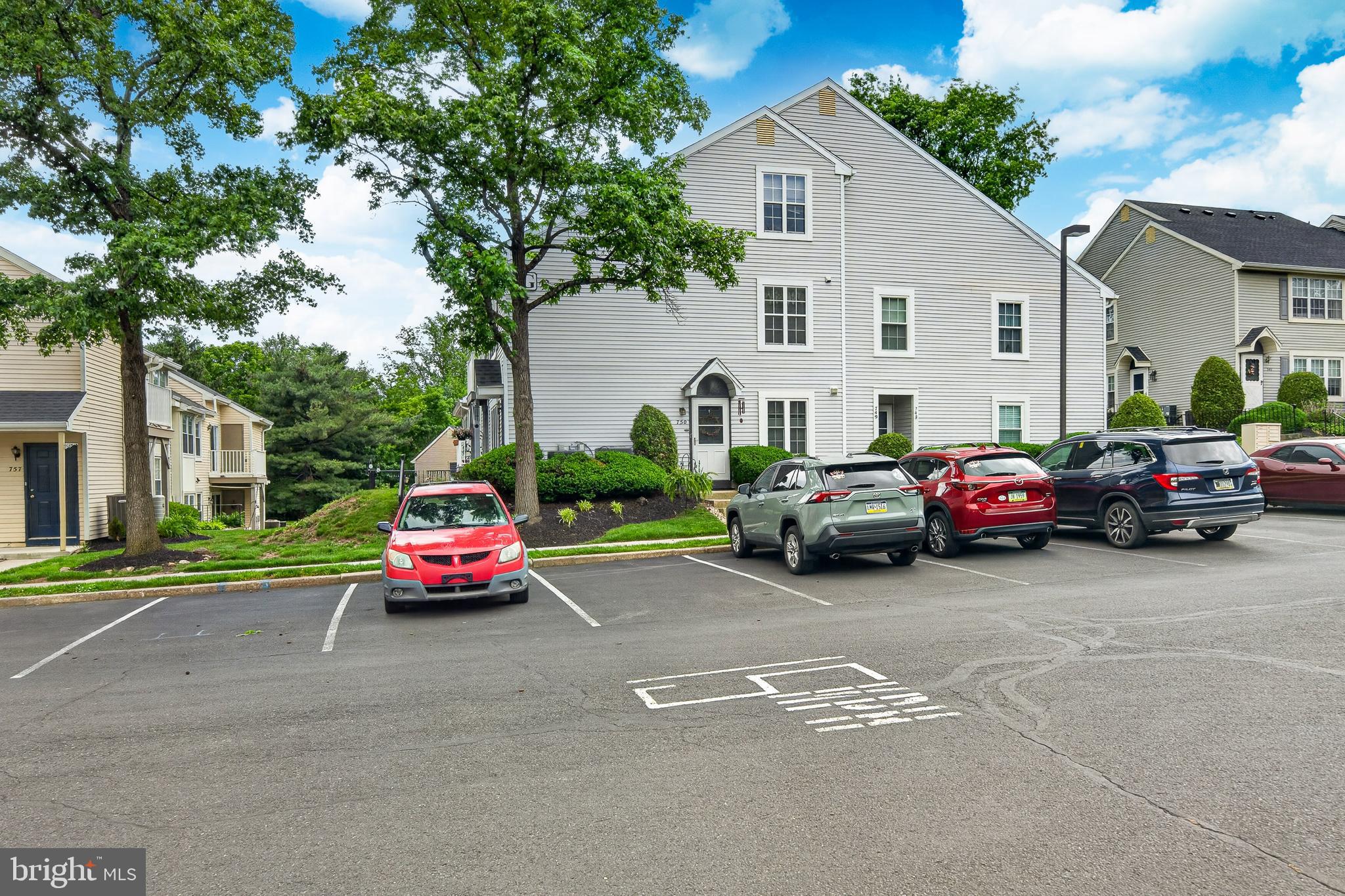 COMMONS OF MIDDLET - Residential