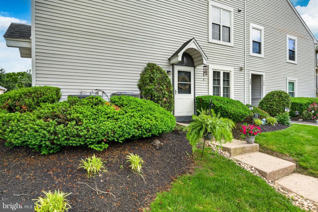 Photo of 750 E Parker Street #D1, LANGHORNE, PA 19047 (MLS # PABU2121882)