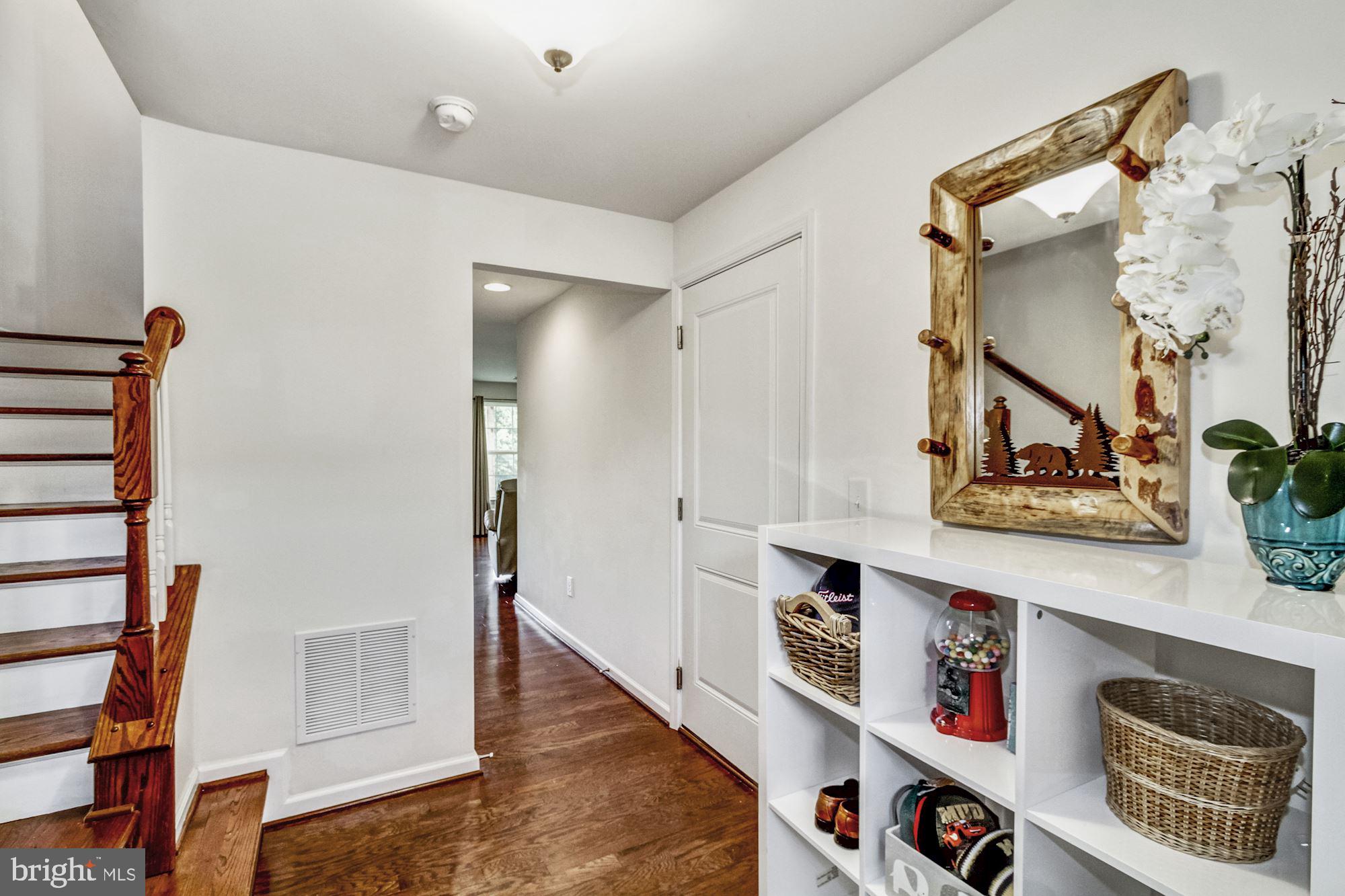 244 MACDONALD AVENUE 16