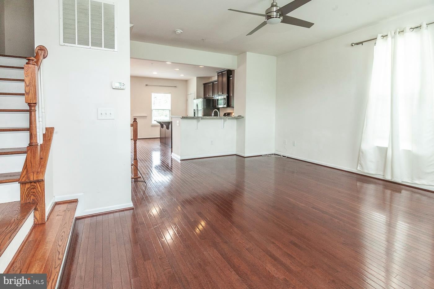 244 MACDONALD AVENUE 16
