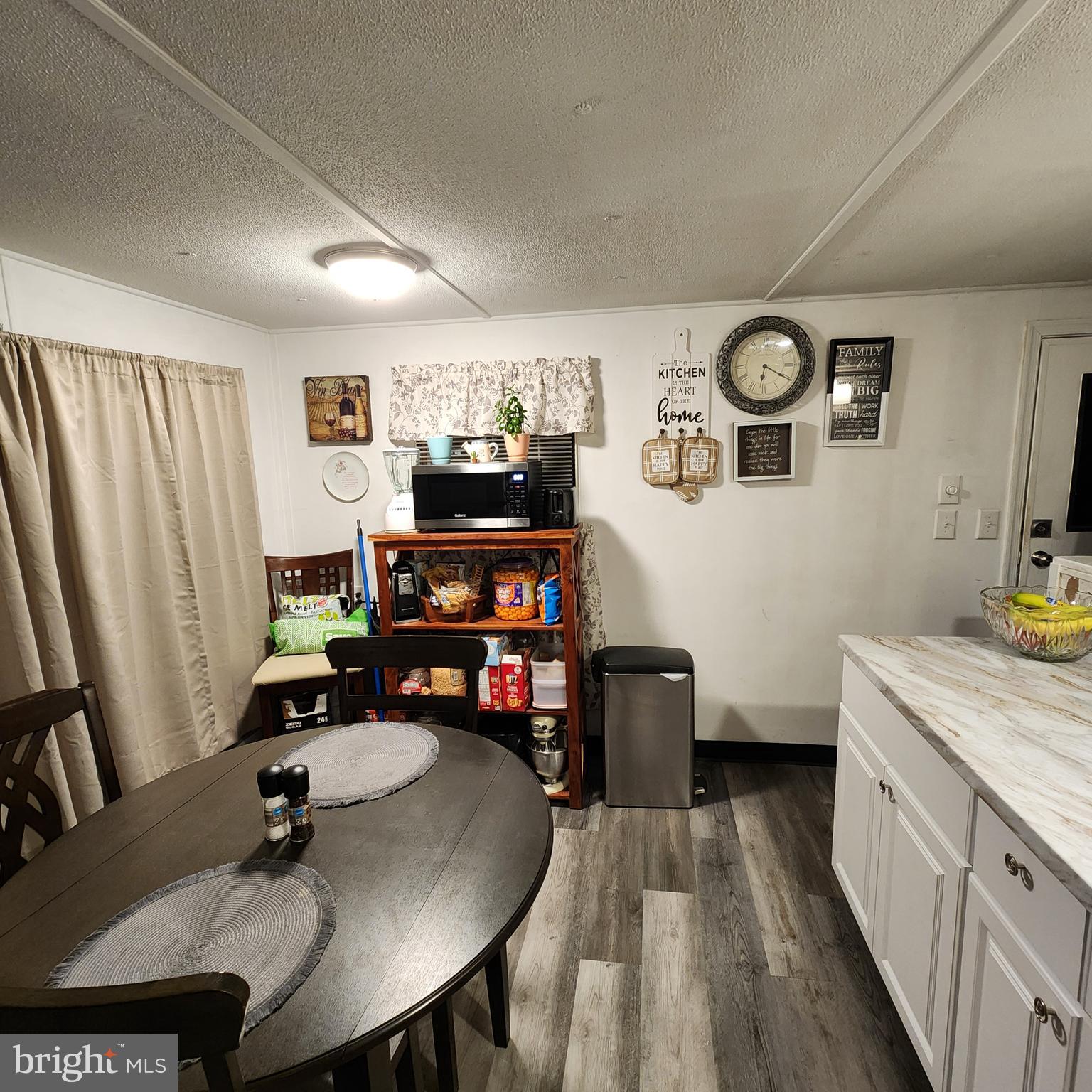 30 MOUNT PLEASANT TRAILER COURT A030