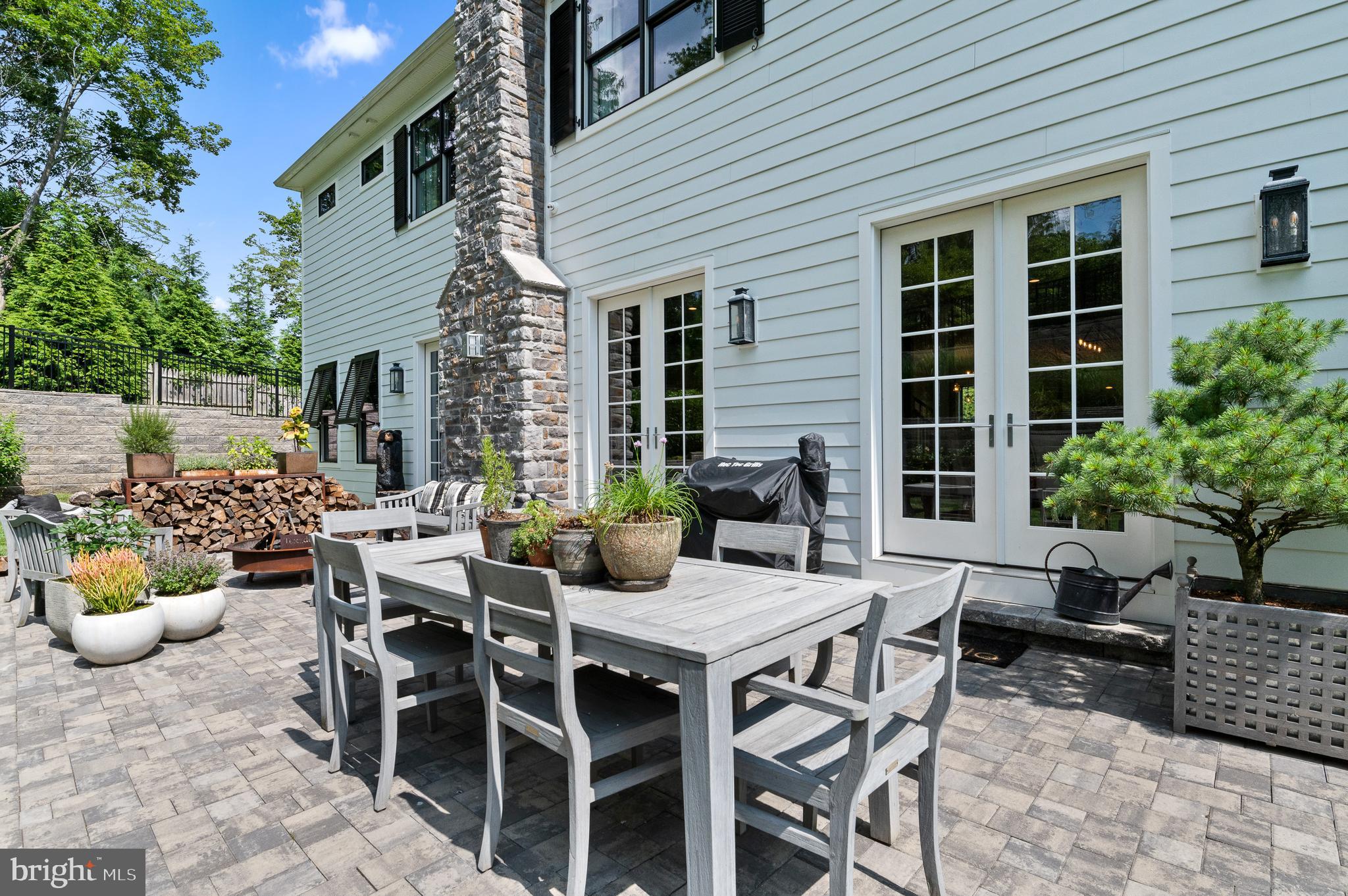 WOODLANDS - Residential