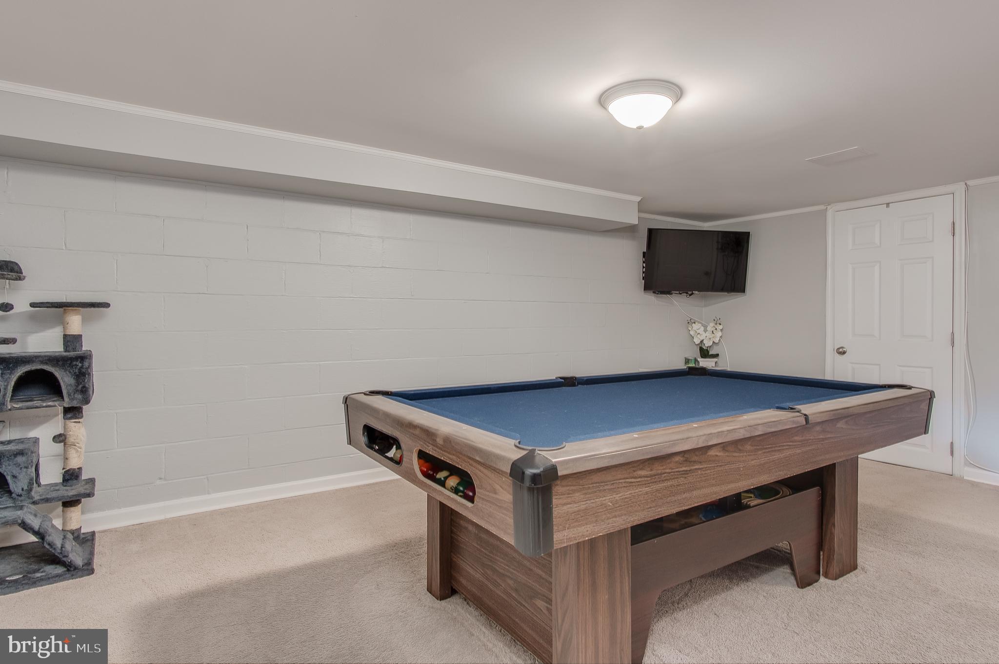 HALFWAY AREA - Residential