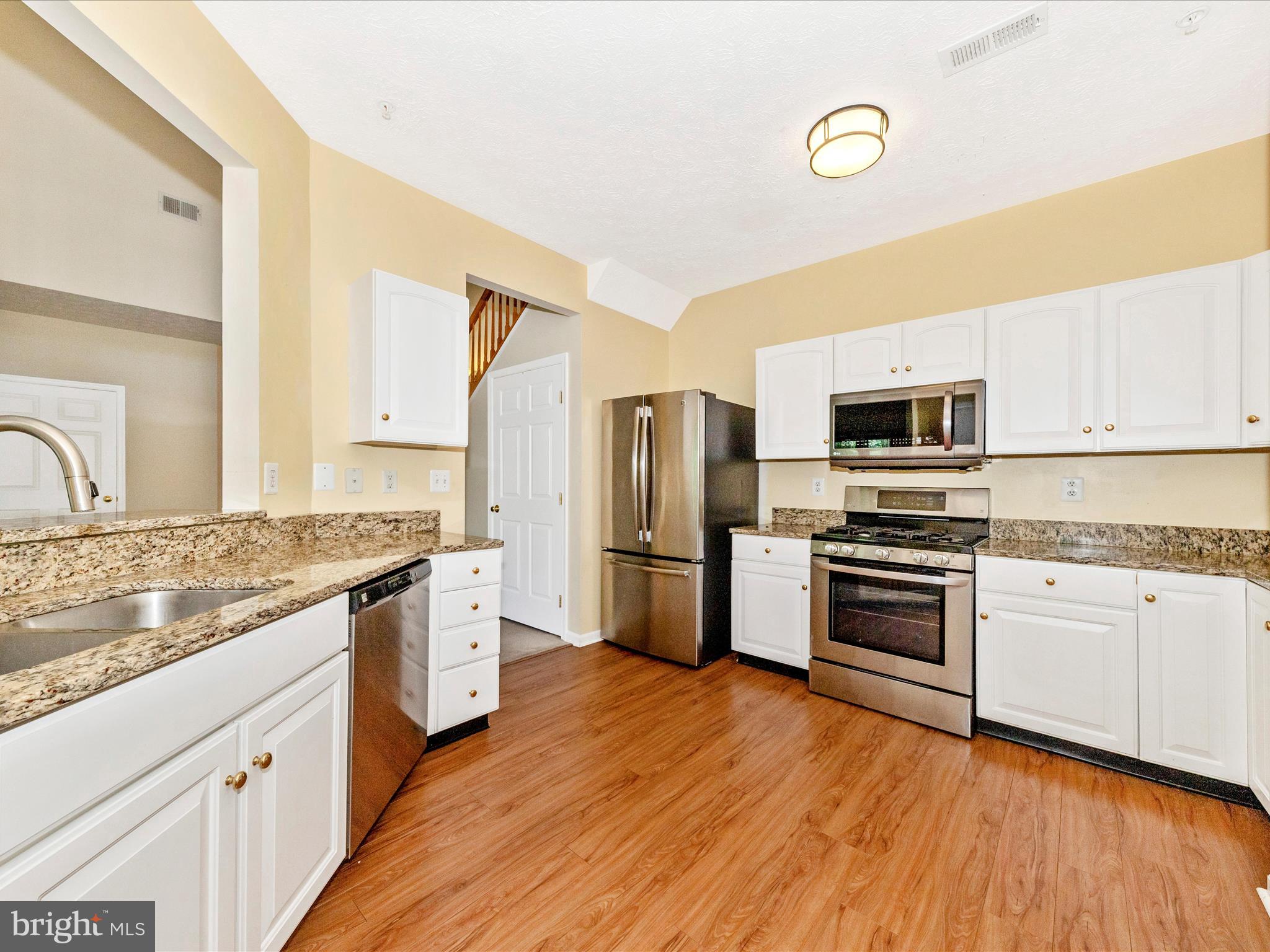 SPRING RIDGE - Residential