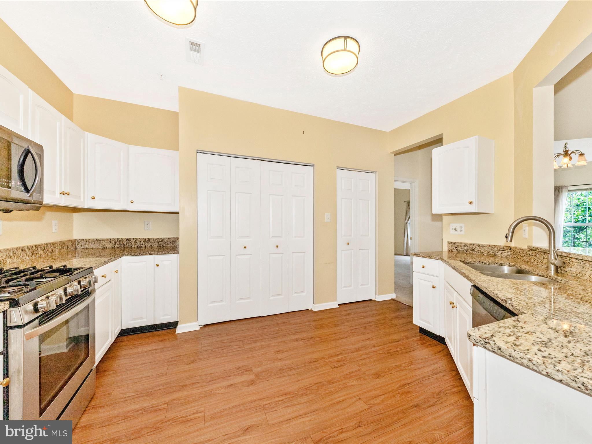 SPRING RIDGE - Residential