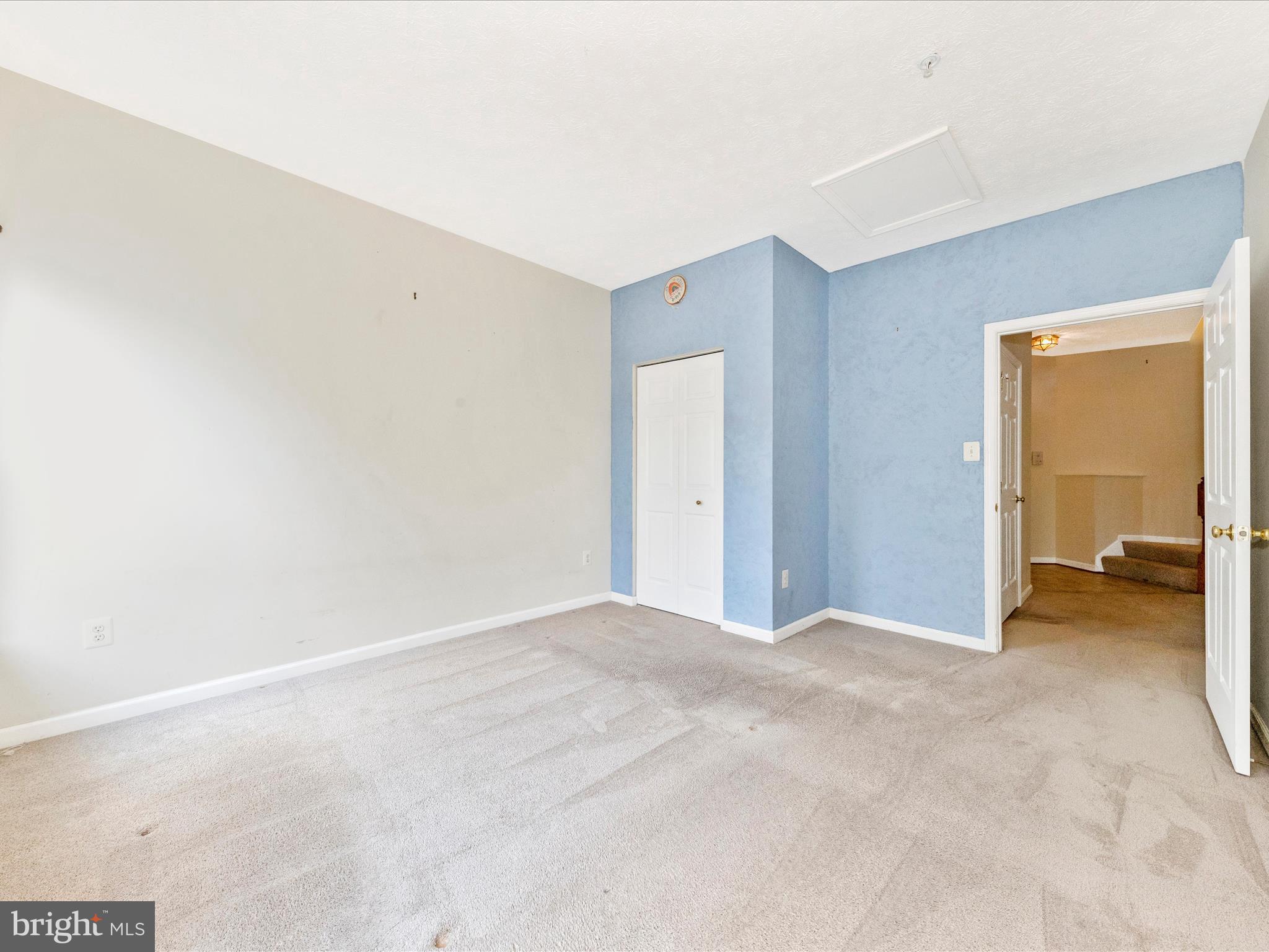 SPRING RIDGE - Residential