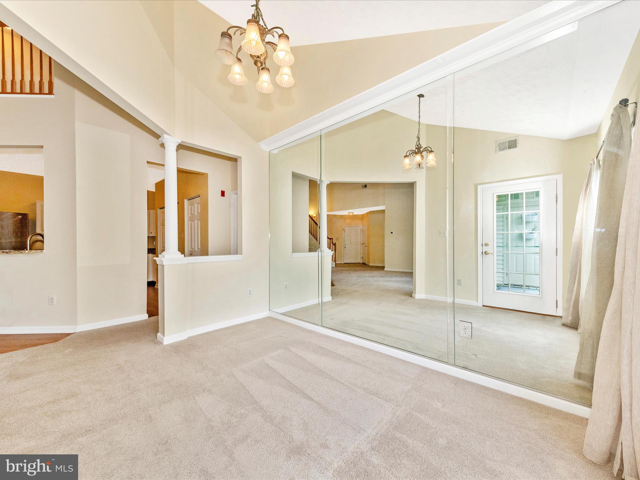 SPRING RIDGE - Residential