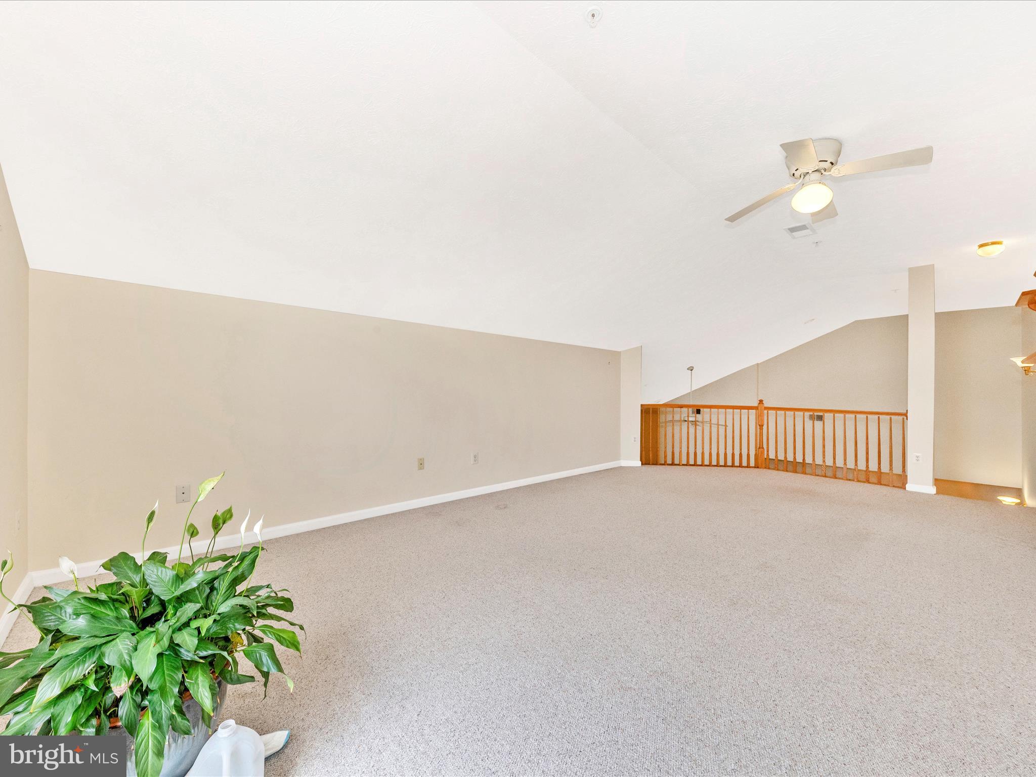 SPRING RIDGE - Residential