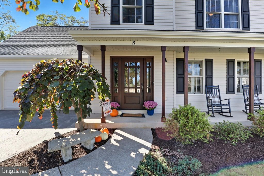 Photo of 8 Dove Court, DILLSBURG, PA 17019 (MLS # PAYK2091702)