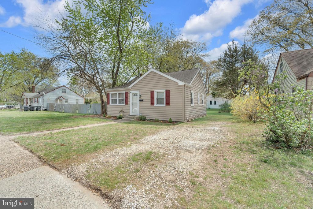 Photo of 111 E Park Avenue, LINDENWOLD, NJ 08021 (MLS # NJCD2114208)