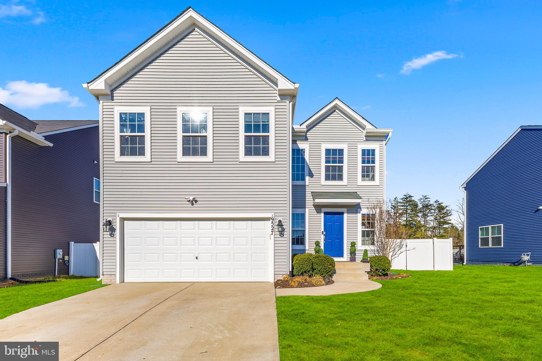 9527 HILLCREST DRIVE