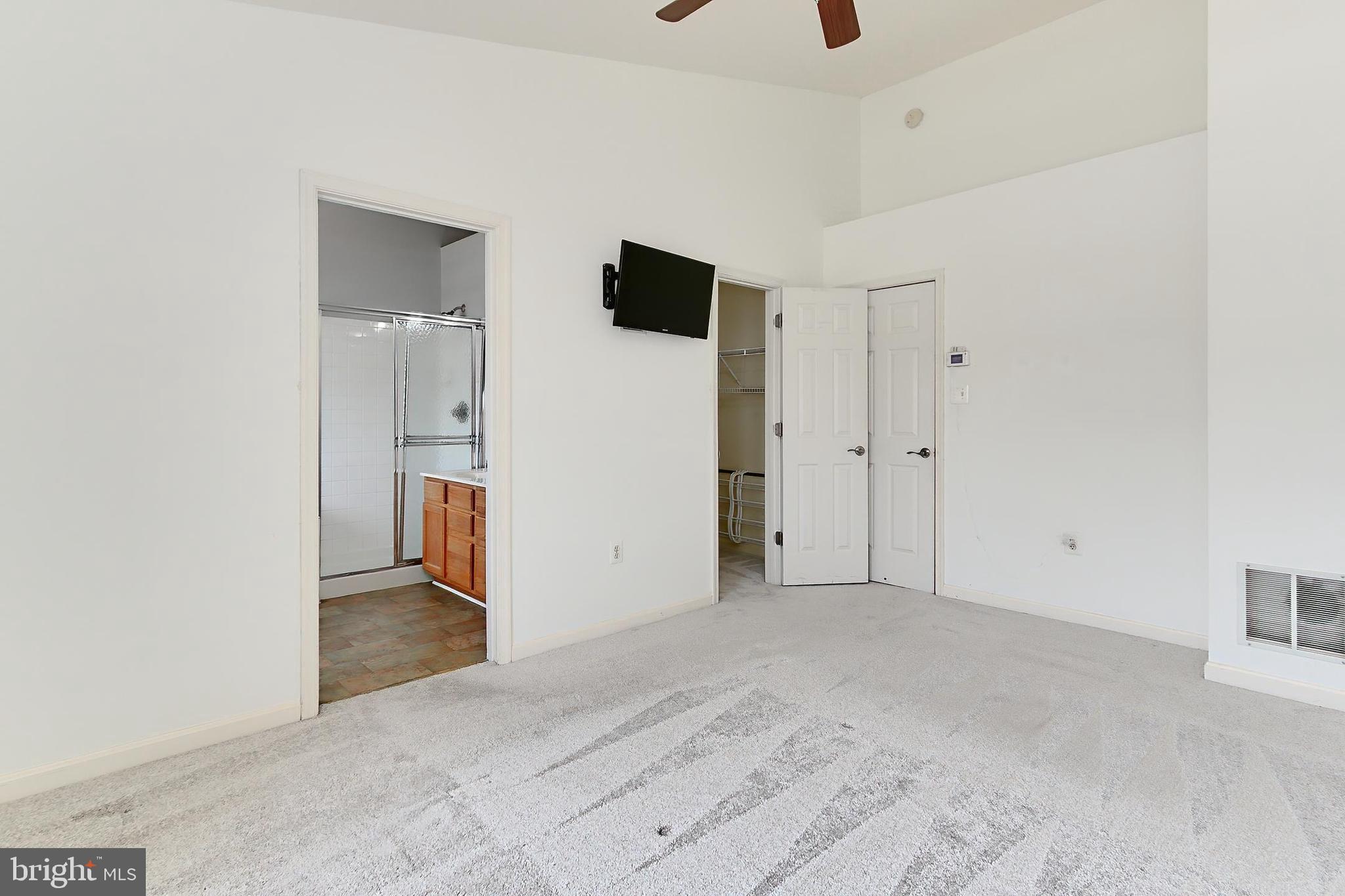 BELMONT STATION - Residential