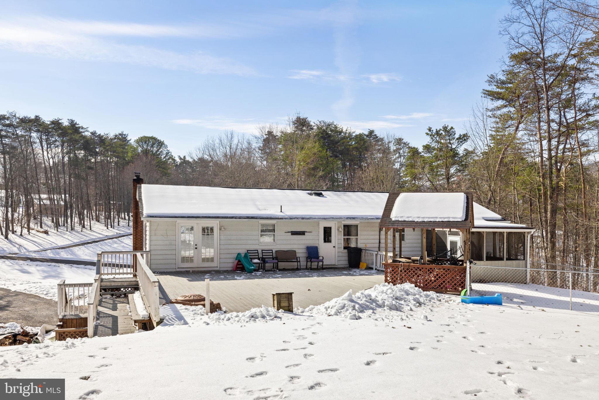 SHIRLEY FARMS - Residential