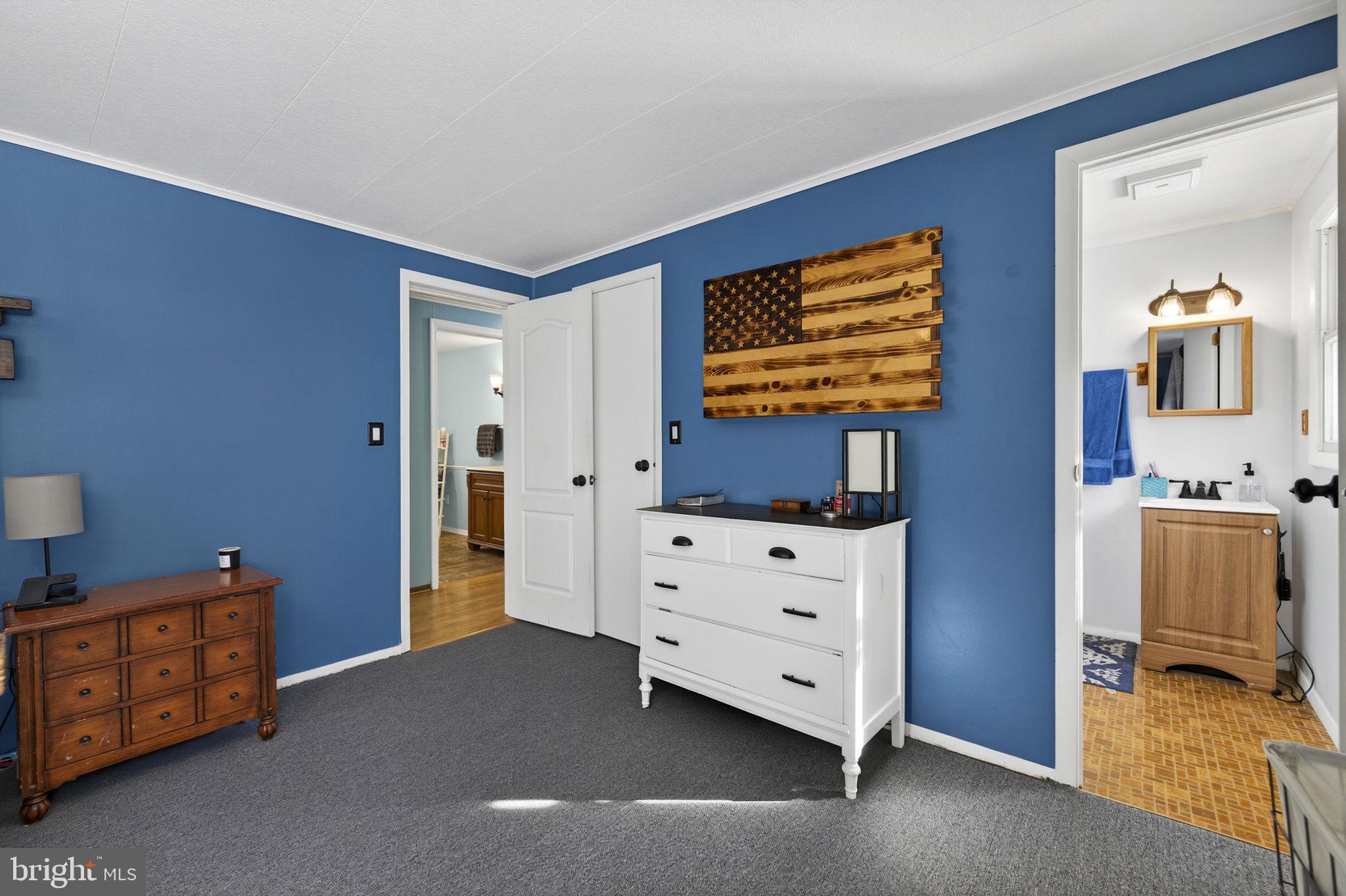 SHIRLEY FARMS - Residential