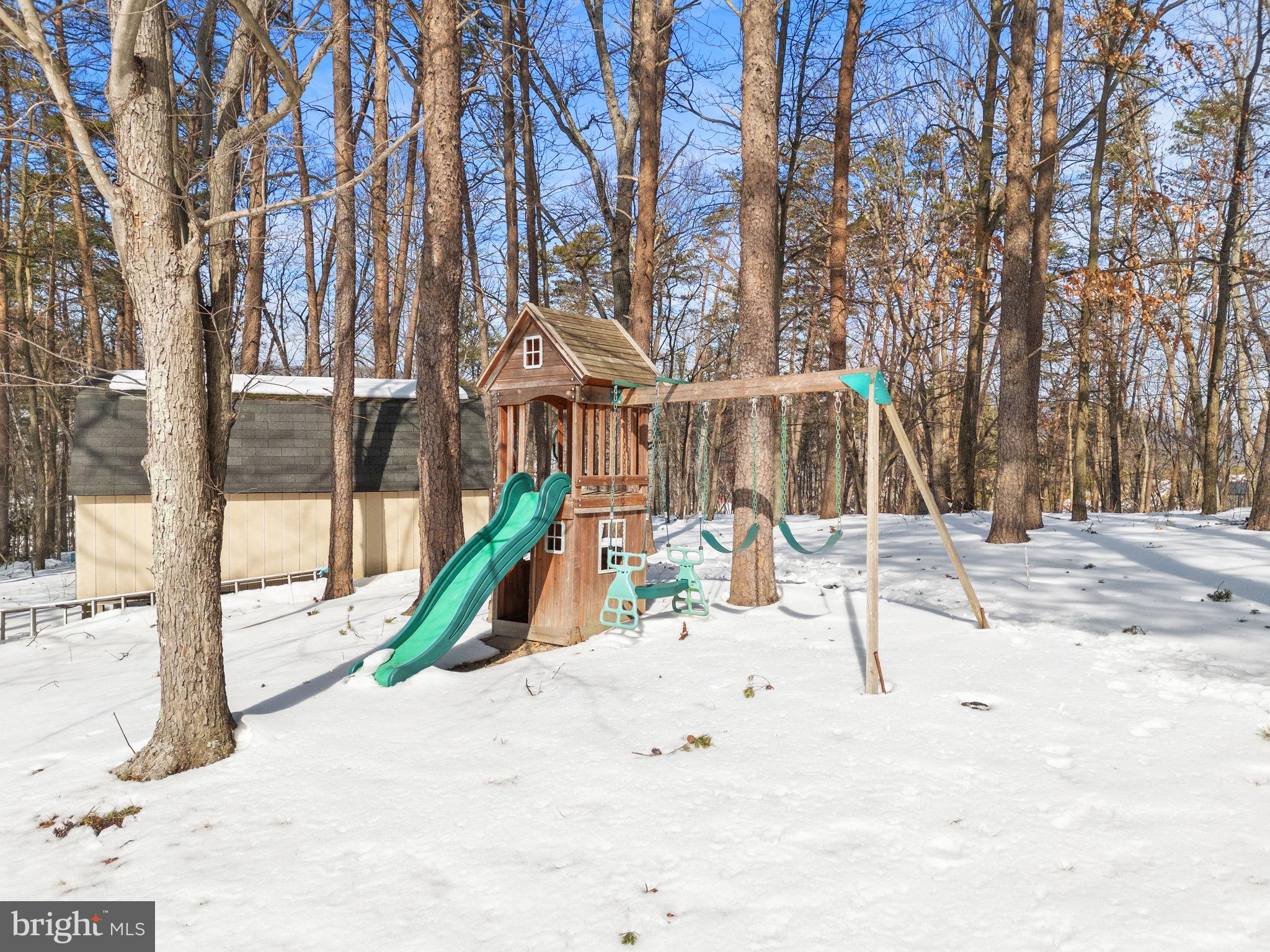 SHIRLEY FARMS - Residential