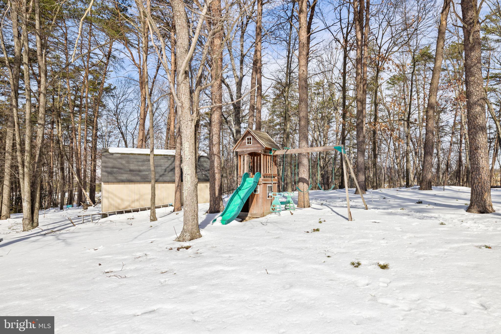 SHIRLEY FARMS - Residential