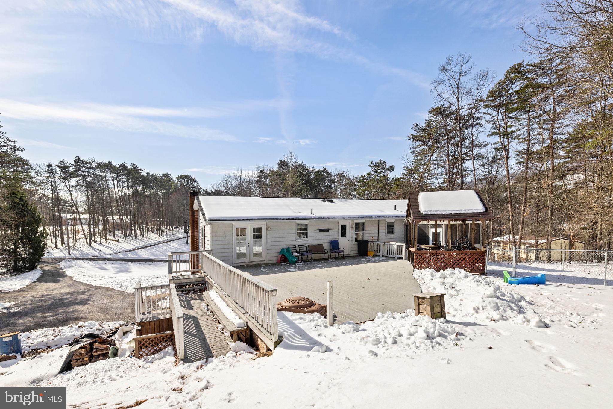 SHIRLEY FARMS - Residential