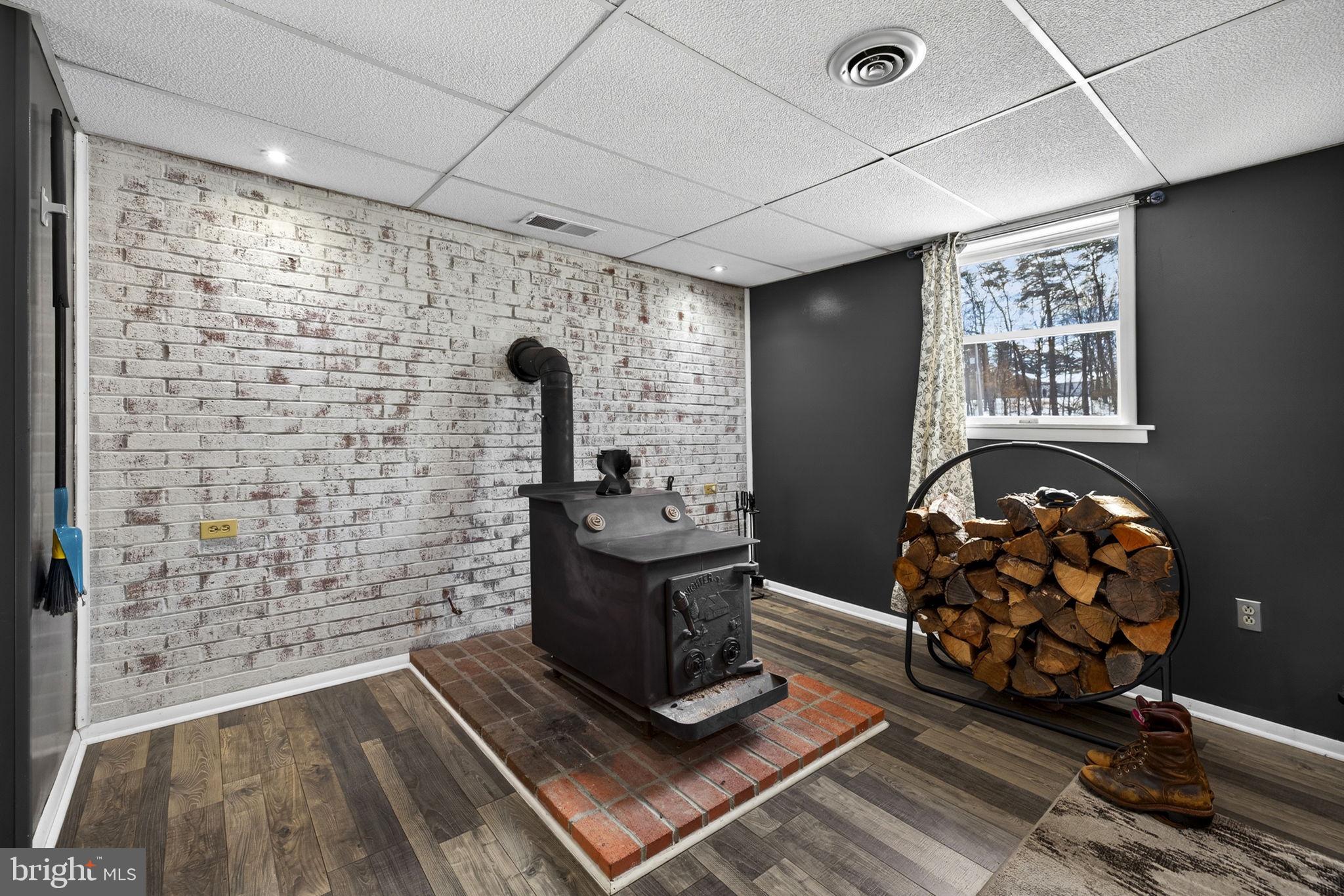 SHIRLEY FARMS - Residential