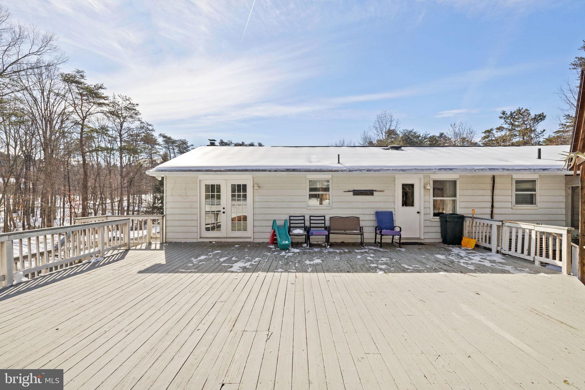 SHIRLEY FARMS - Residential