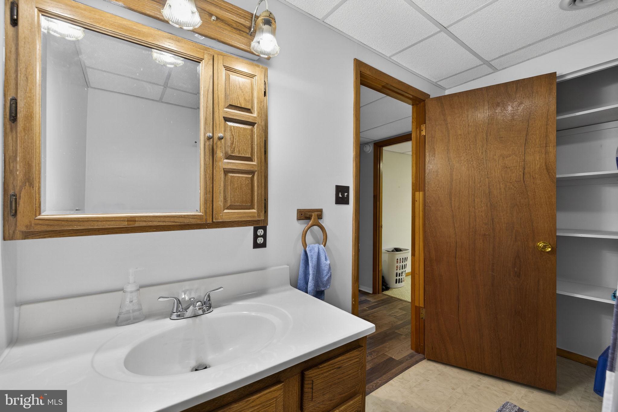 SHIRLEY FARMS - Residential