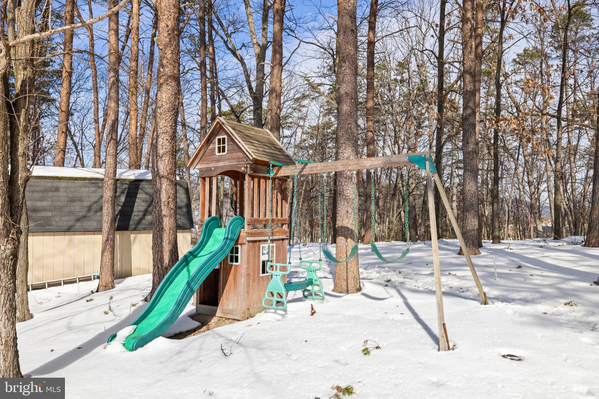 SHIRLEY FARMS - Residential