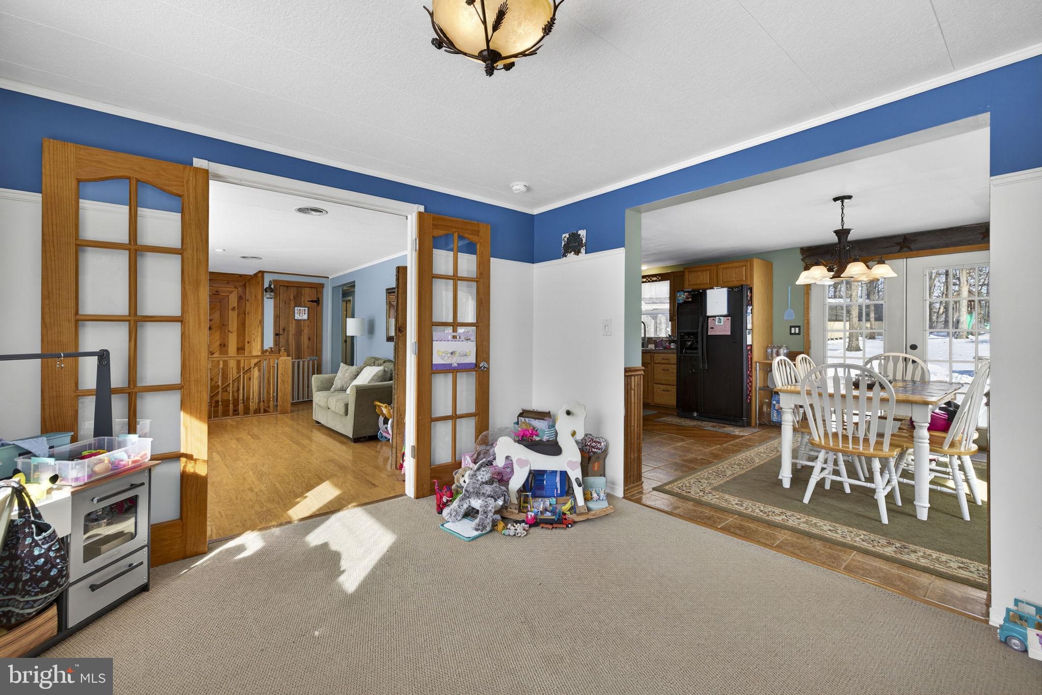 SHIRLEY FARMS - Residential