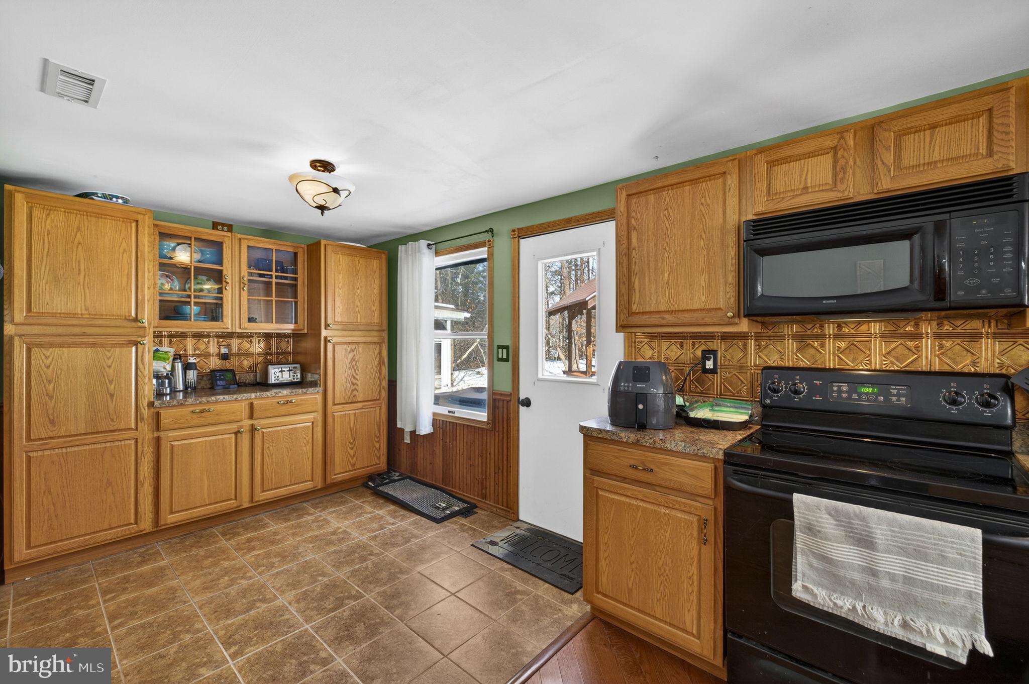 SHIRLEY FARMS - Residential