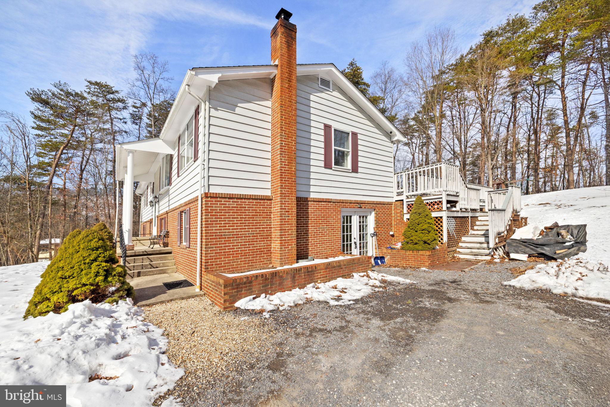 SHIRLEY FARMS - Residential