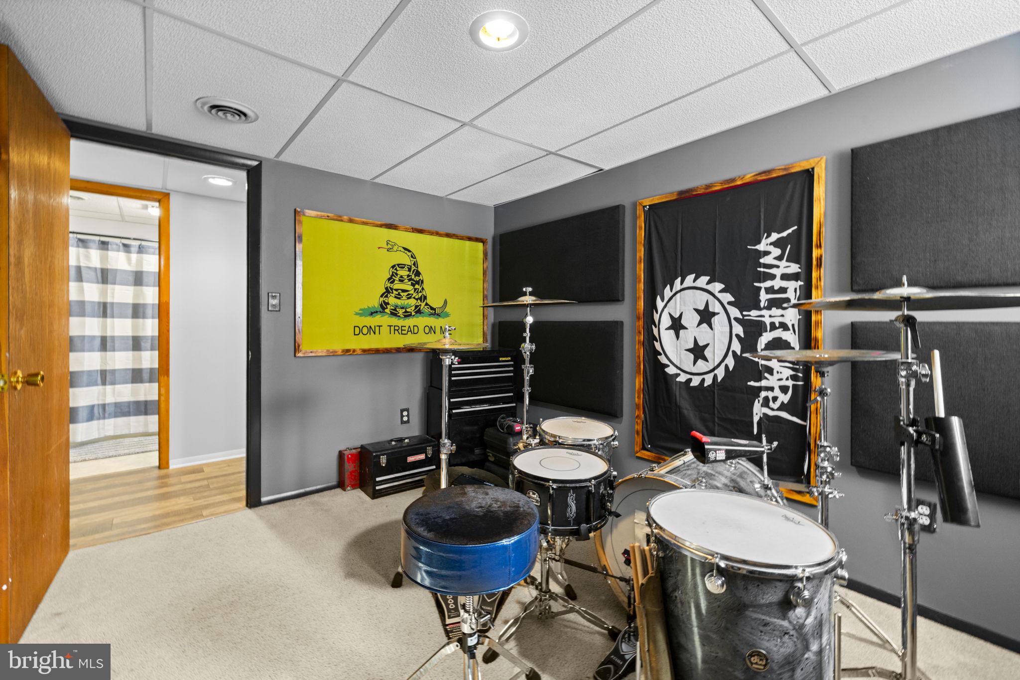 SHIRLEY FARMS - Residential