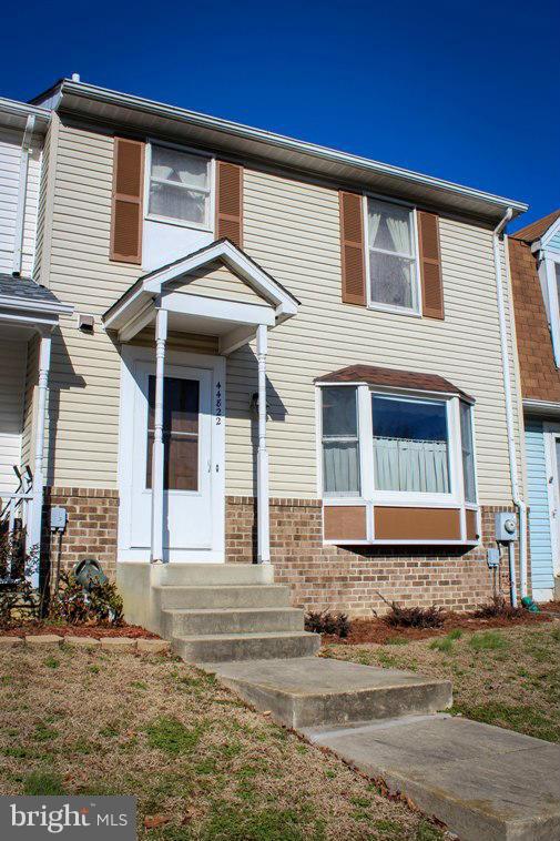 HUNTING QUARTERS - Residential