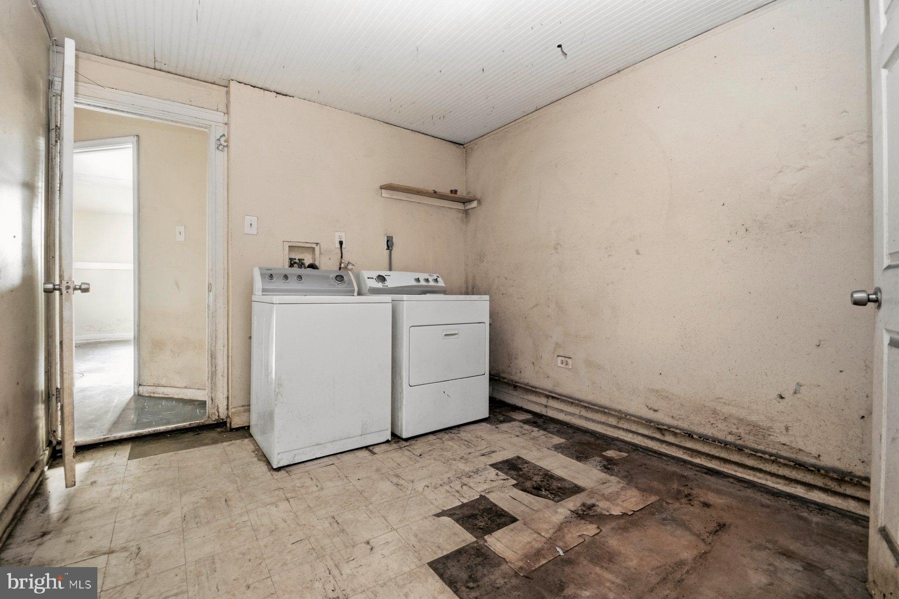 BIDDLE STREET - Residential