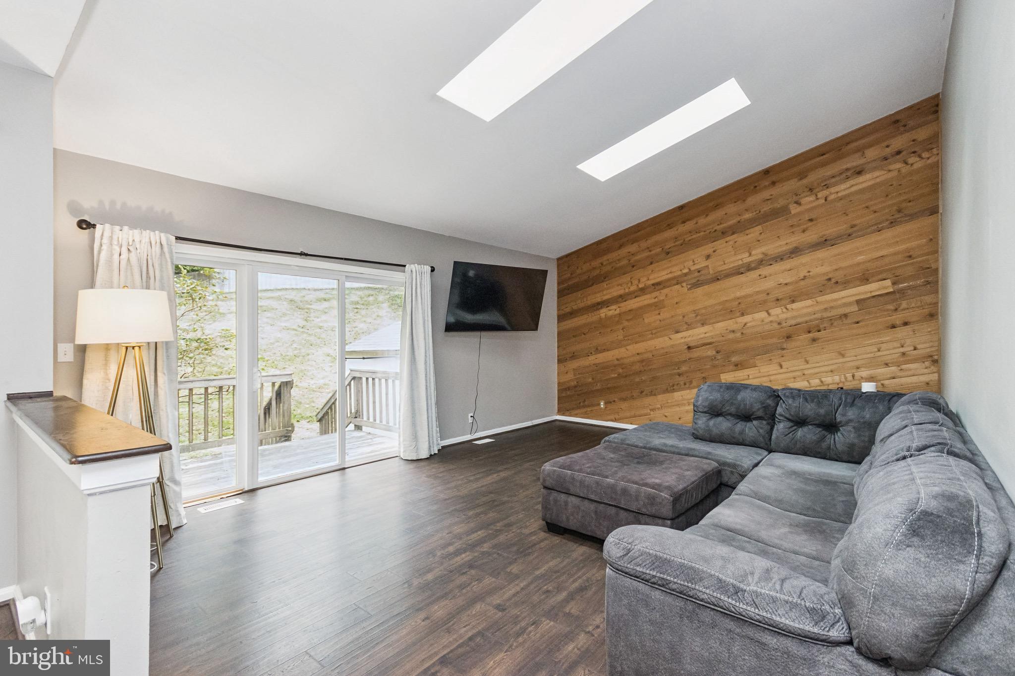 HUNTER TRAIL AT STAFFORD - Residential