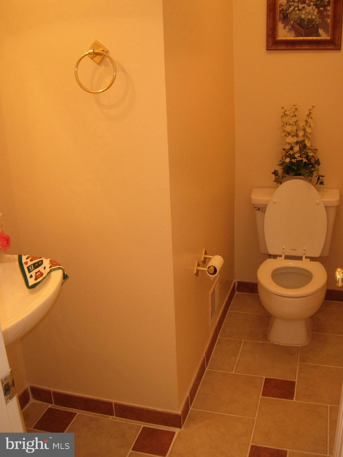 COURTHOUSE STATION - Residential Lease