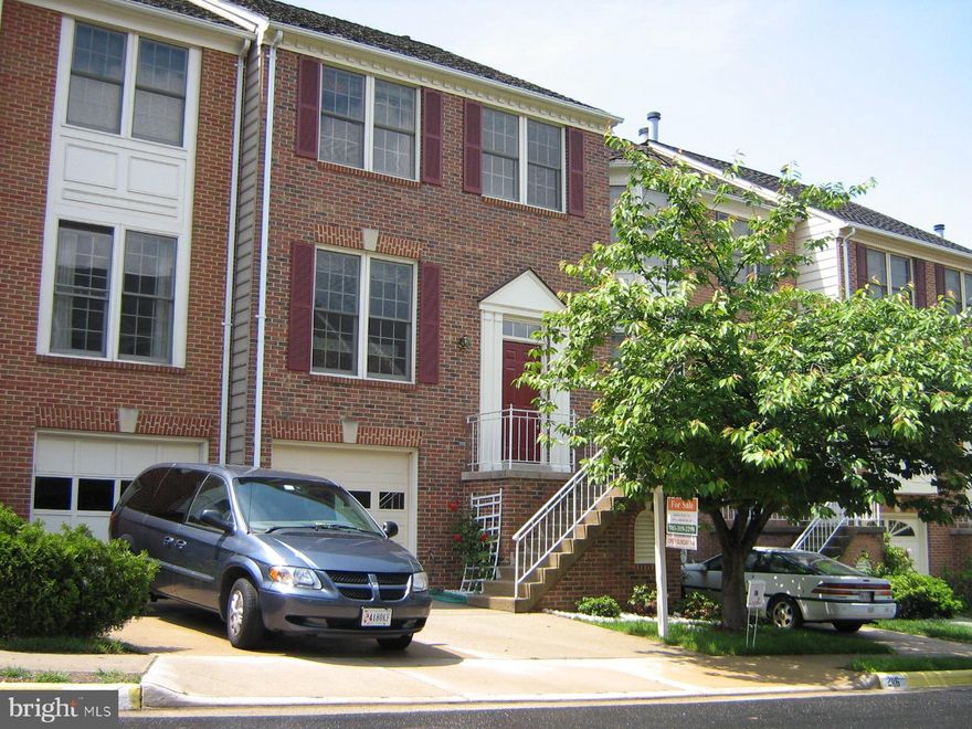 Elegant Luxury TH In Tysons. Minutes to anywhere in DC. Granite countertop, bay window In Eat-In Kitchen W/breakfast bar, stainless appliances, jacuzzi tub, hardwood main level, deck Off dining rm and 3 Way Fireplace. Lower level walkout basement French Doors To backyard and 2nd Brick Fireplace.