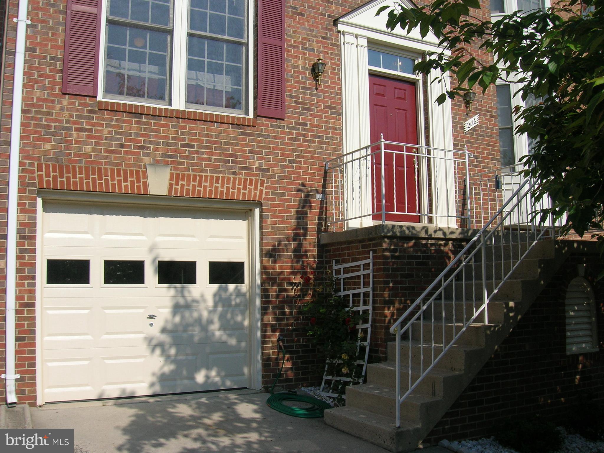 COURTHOUSE STATION - Residential Lease