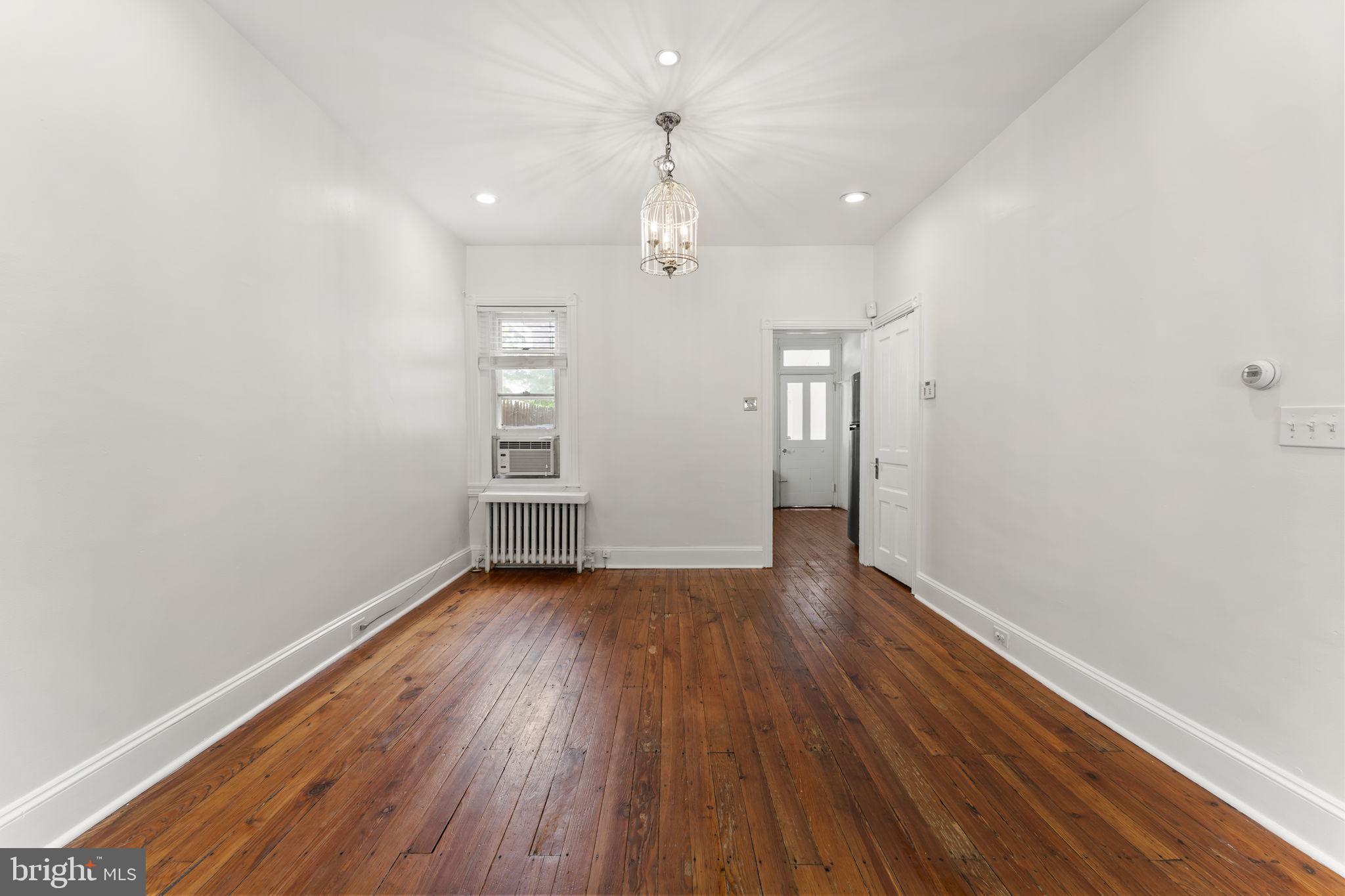 221 RIGHTER STREET