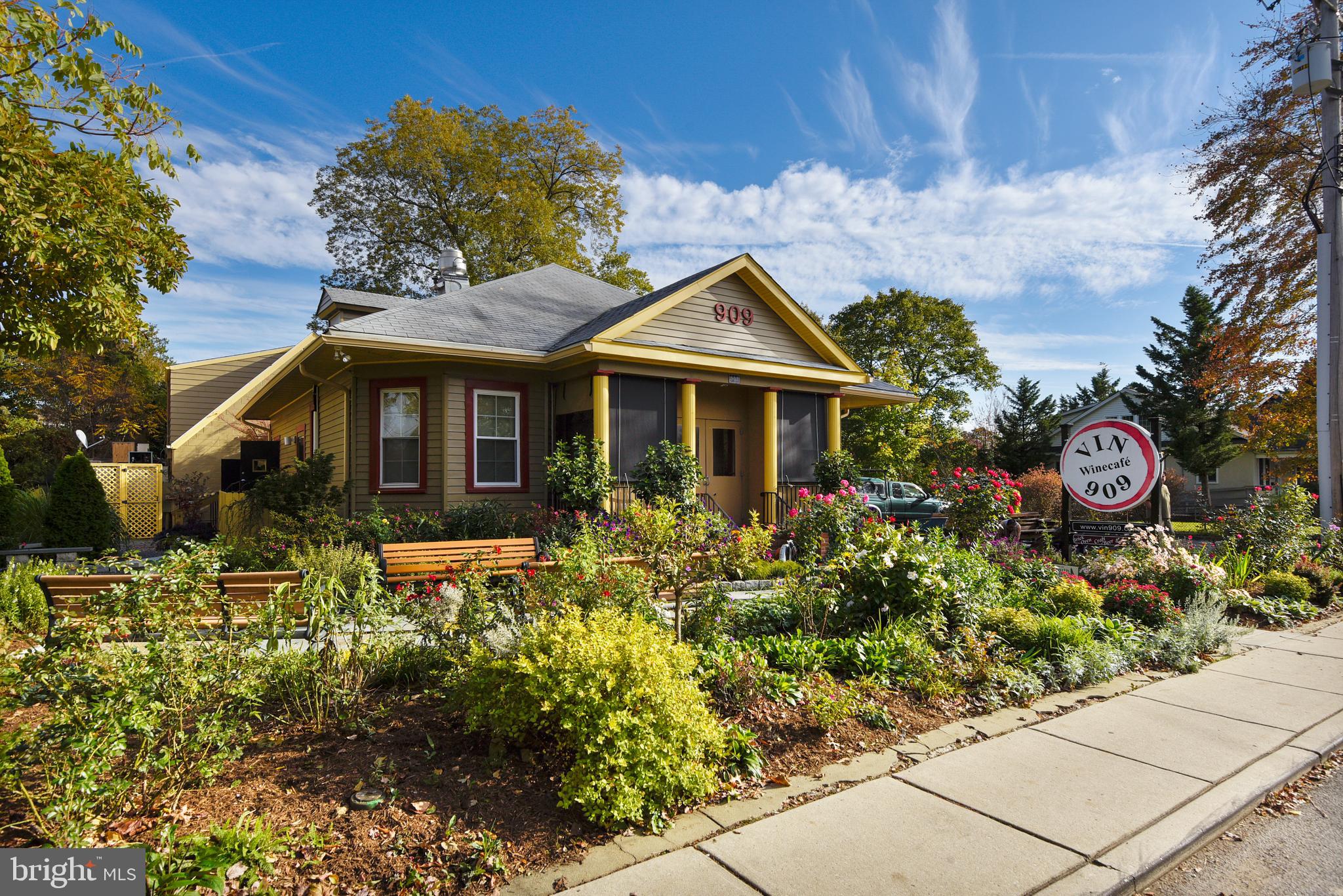 THE TECUMSEH - Residential