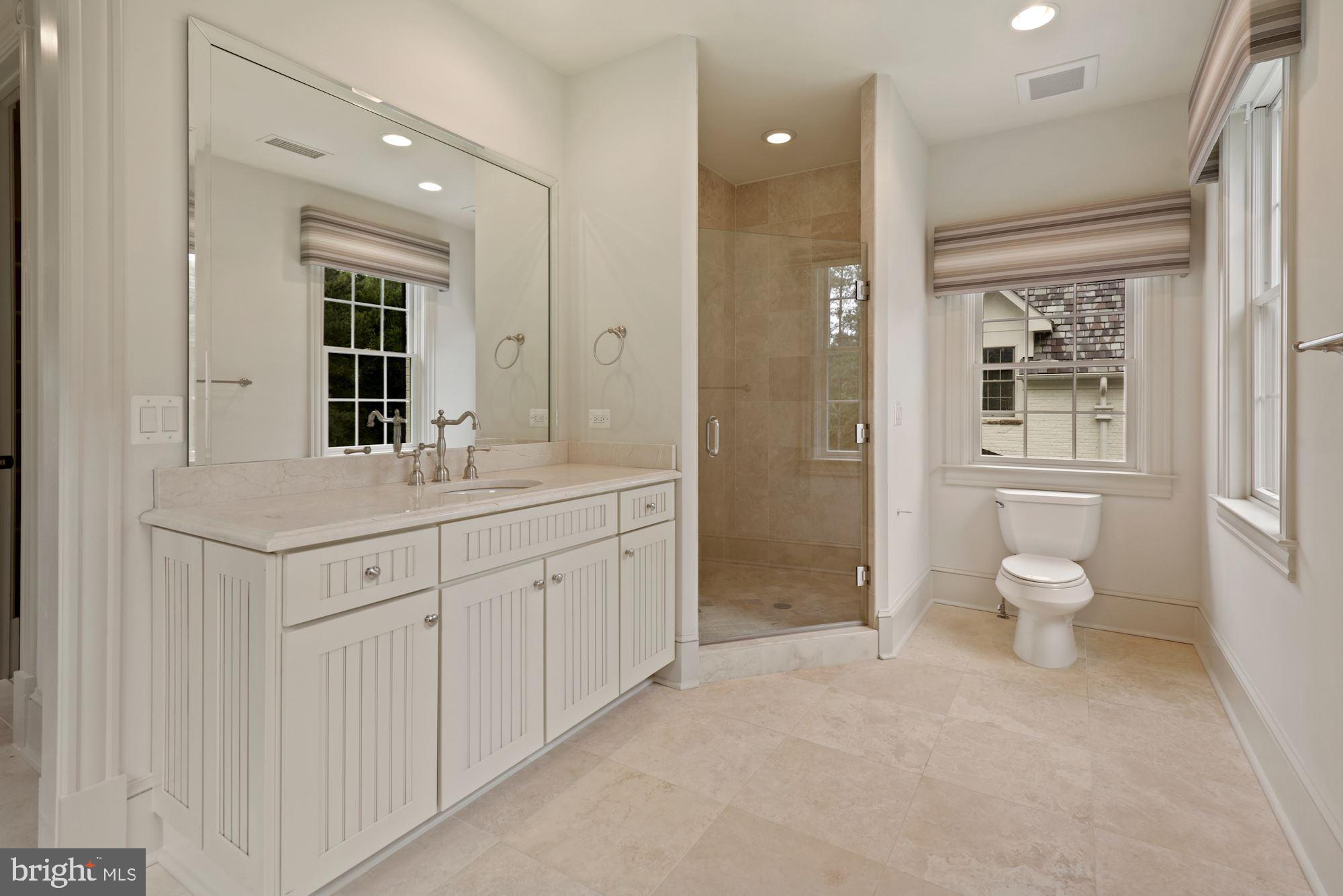 CREIGHTON FARMS - Residential