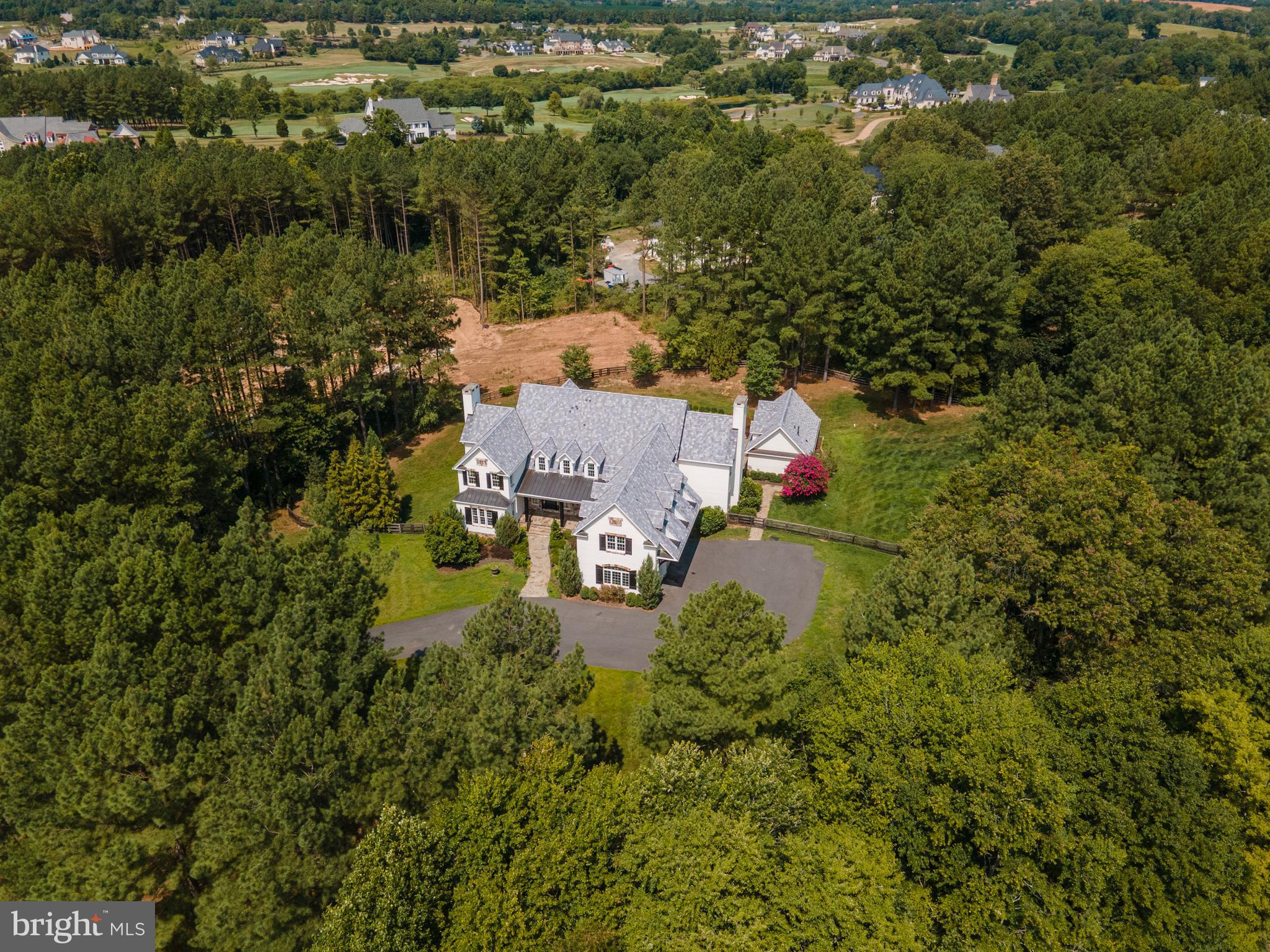 CREIGHTON FARMS - Residential