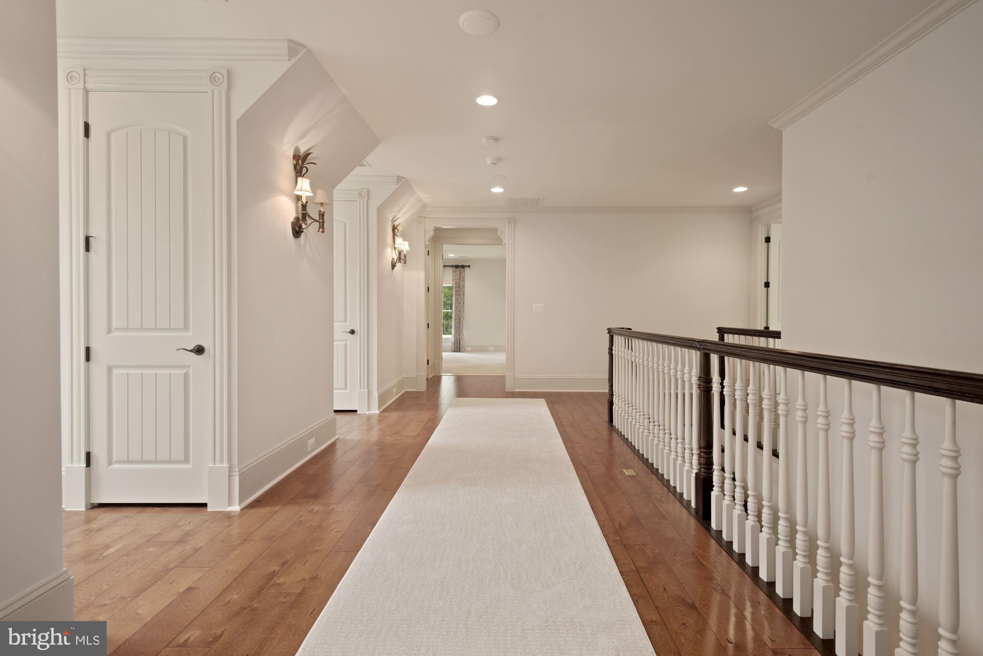 CREIGHTON FARMS - Residential