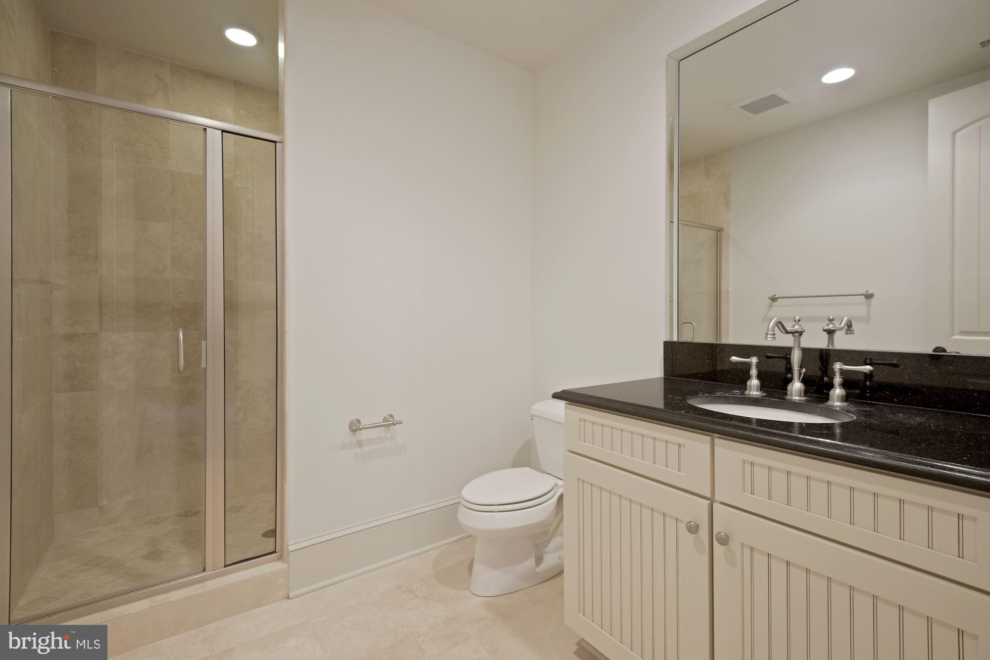 CREIGHTON FARMS - Residential