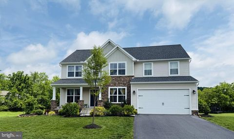 1077 RYEBROOK ROAD SINKING SPRING PA 19608