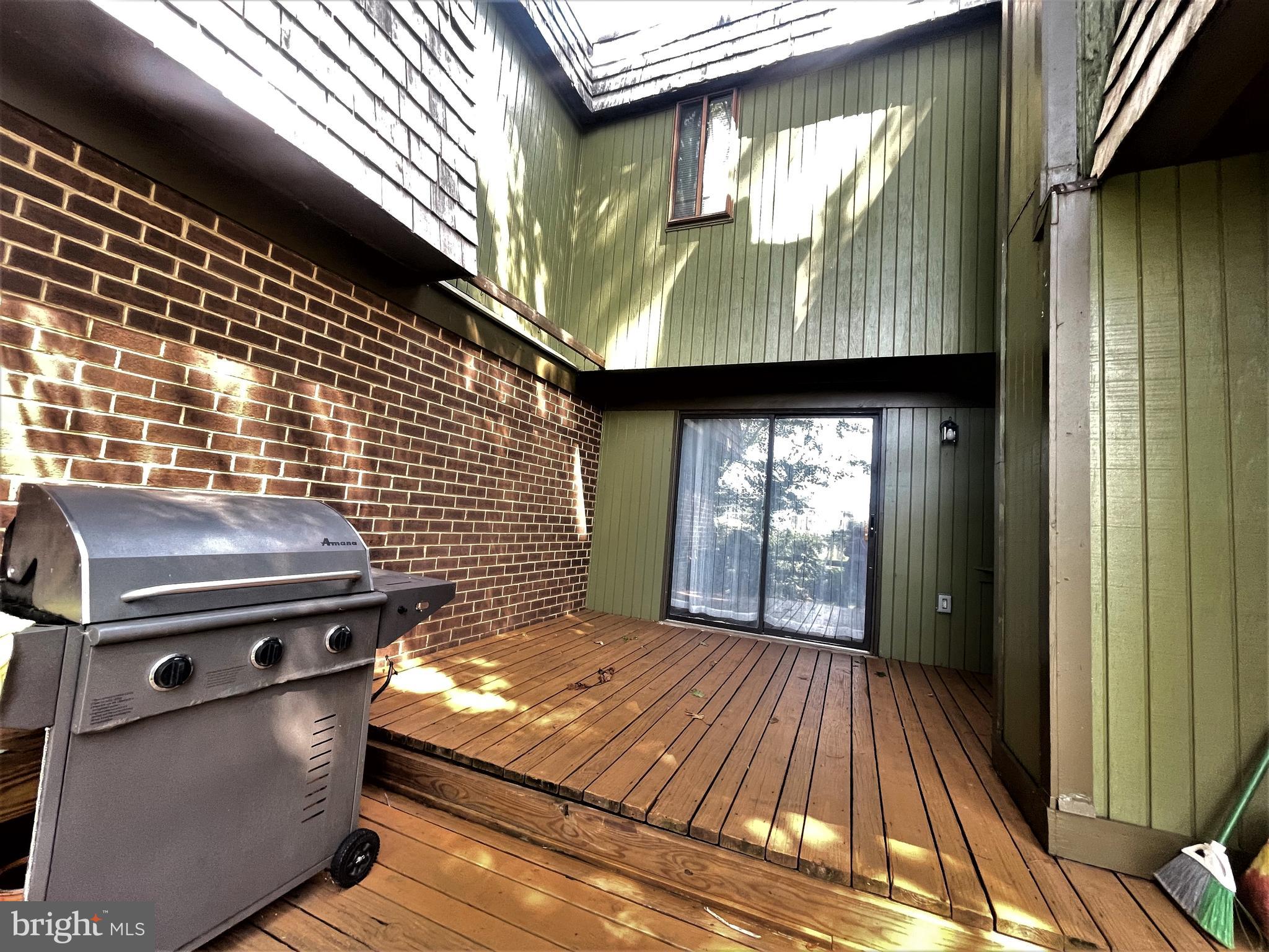 HIGHFIELD - Residential Lease