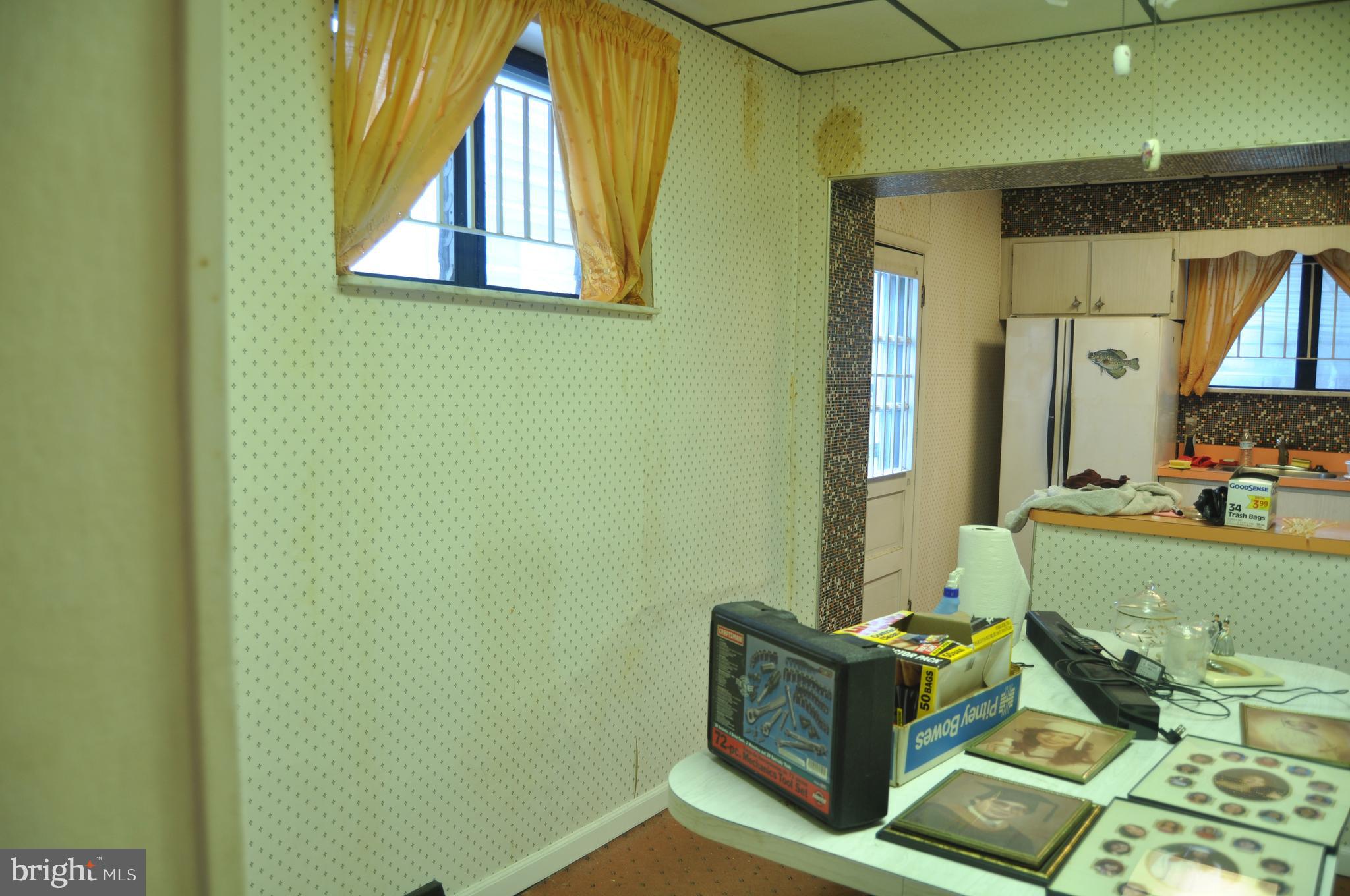 2630 S HUTCHINSON STREET